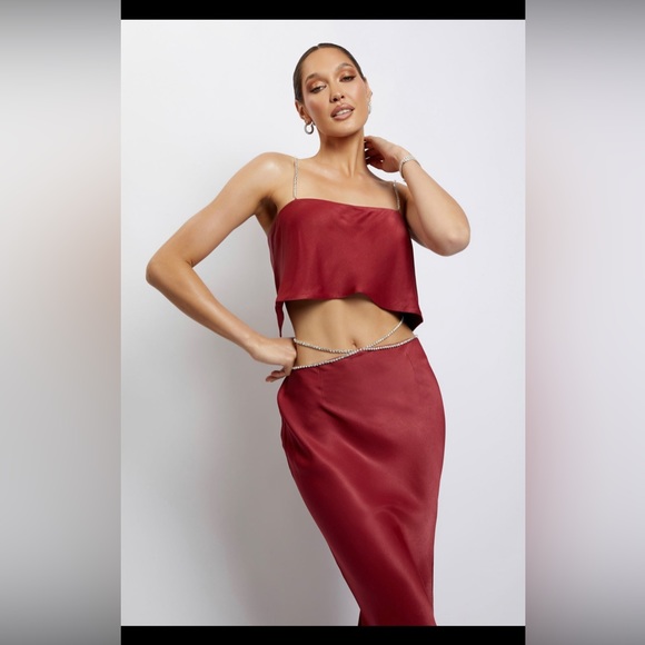 MESHKI Dayana Diamanté maxi skirt and straight cut crop top set
WINE - Picture 2 of 7
